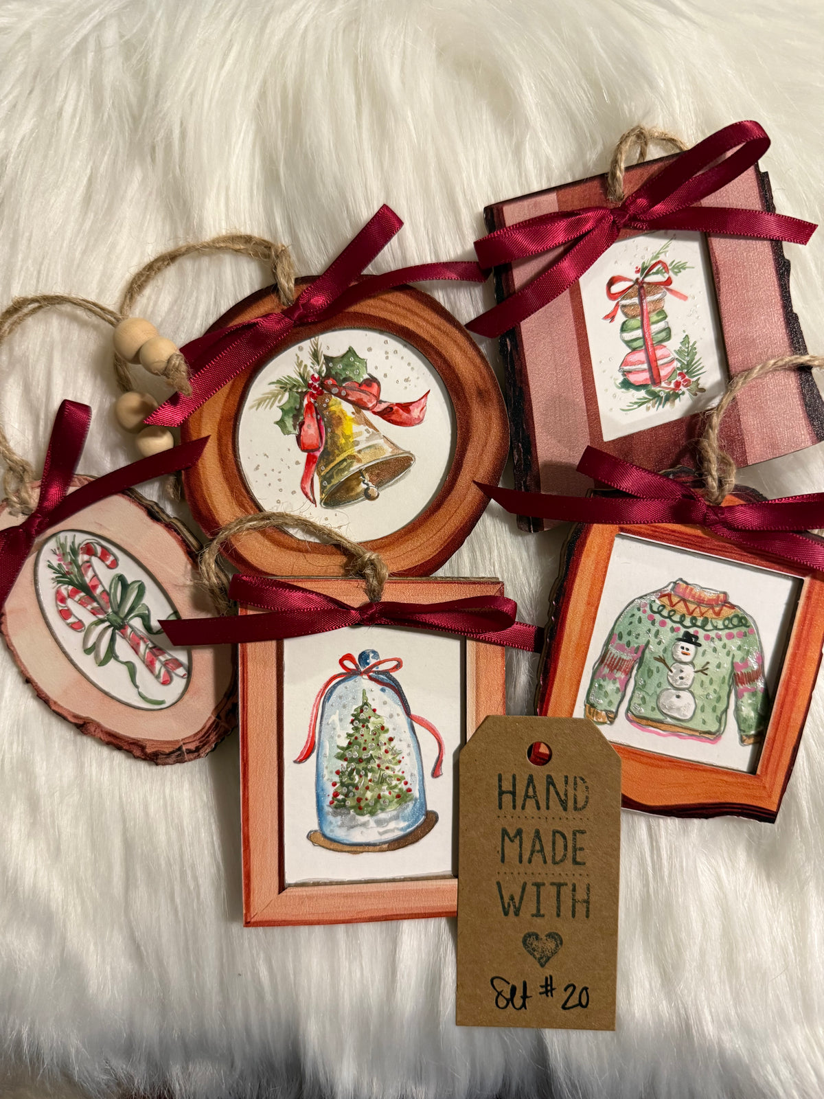 Set #20 - Holiday (5 ornaments)