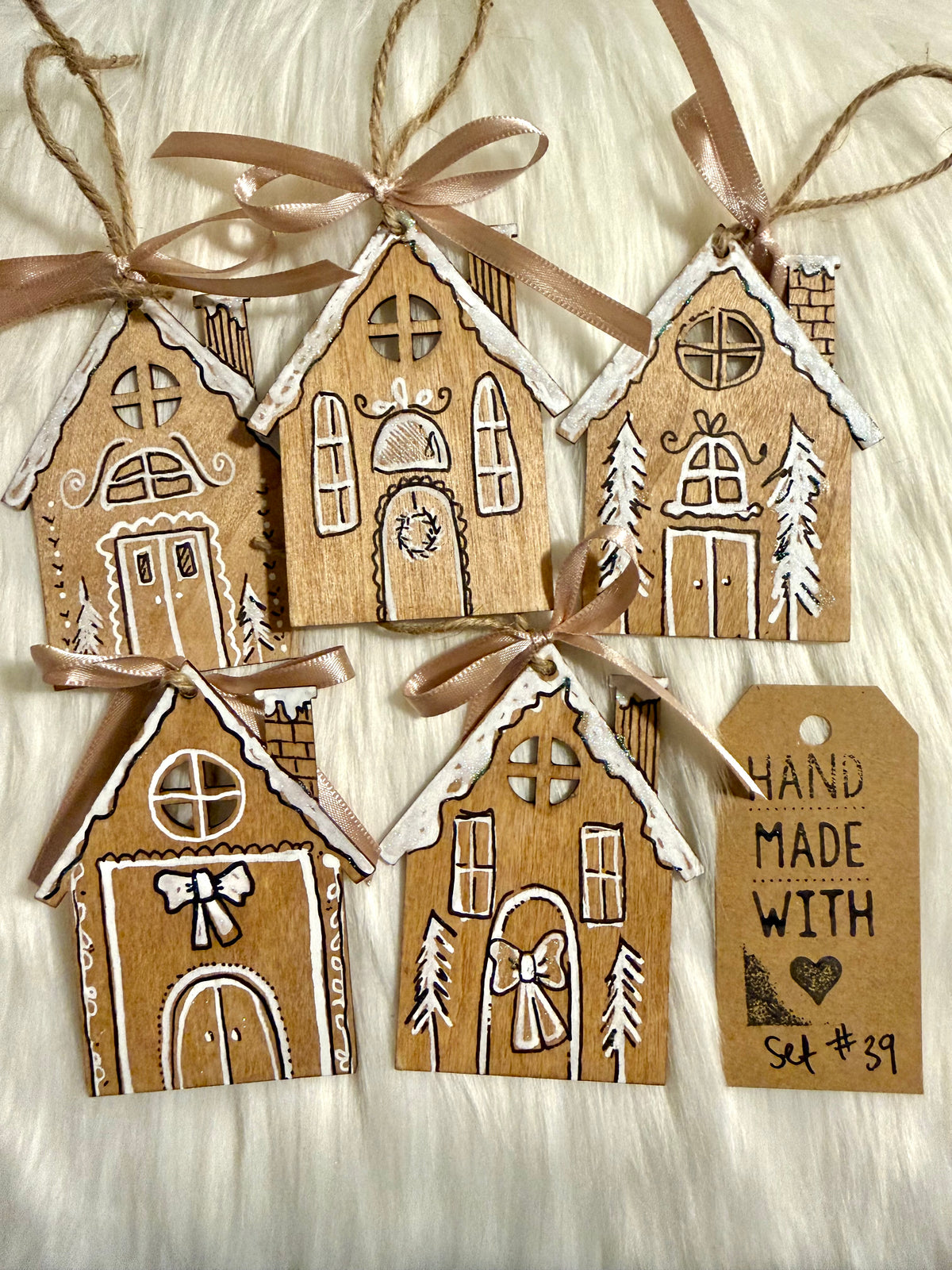 Set #39 - Gingerbread (6 ornaments)